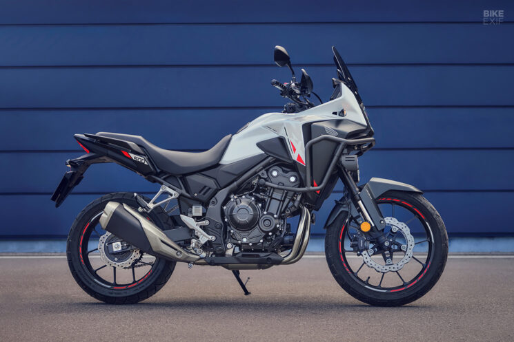 Vélo d'aventure Honda NX500 2024