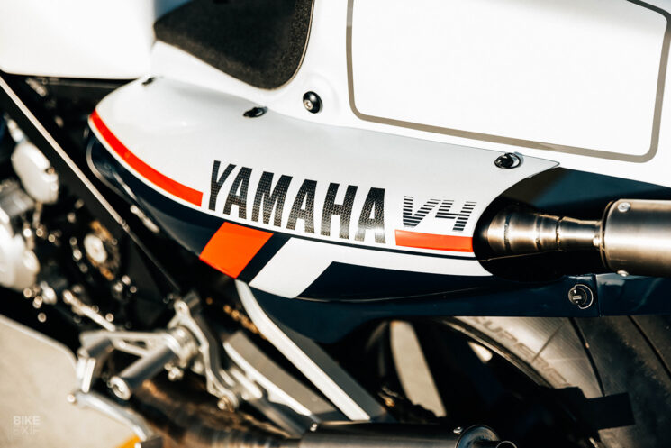 Yamaha RZV500R deux temps restomodé par Championship Cycles